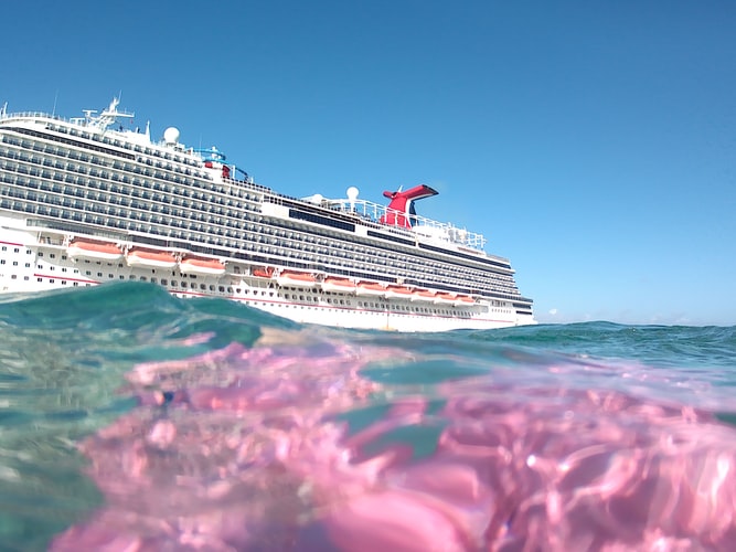 cruise from water