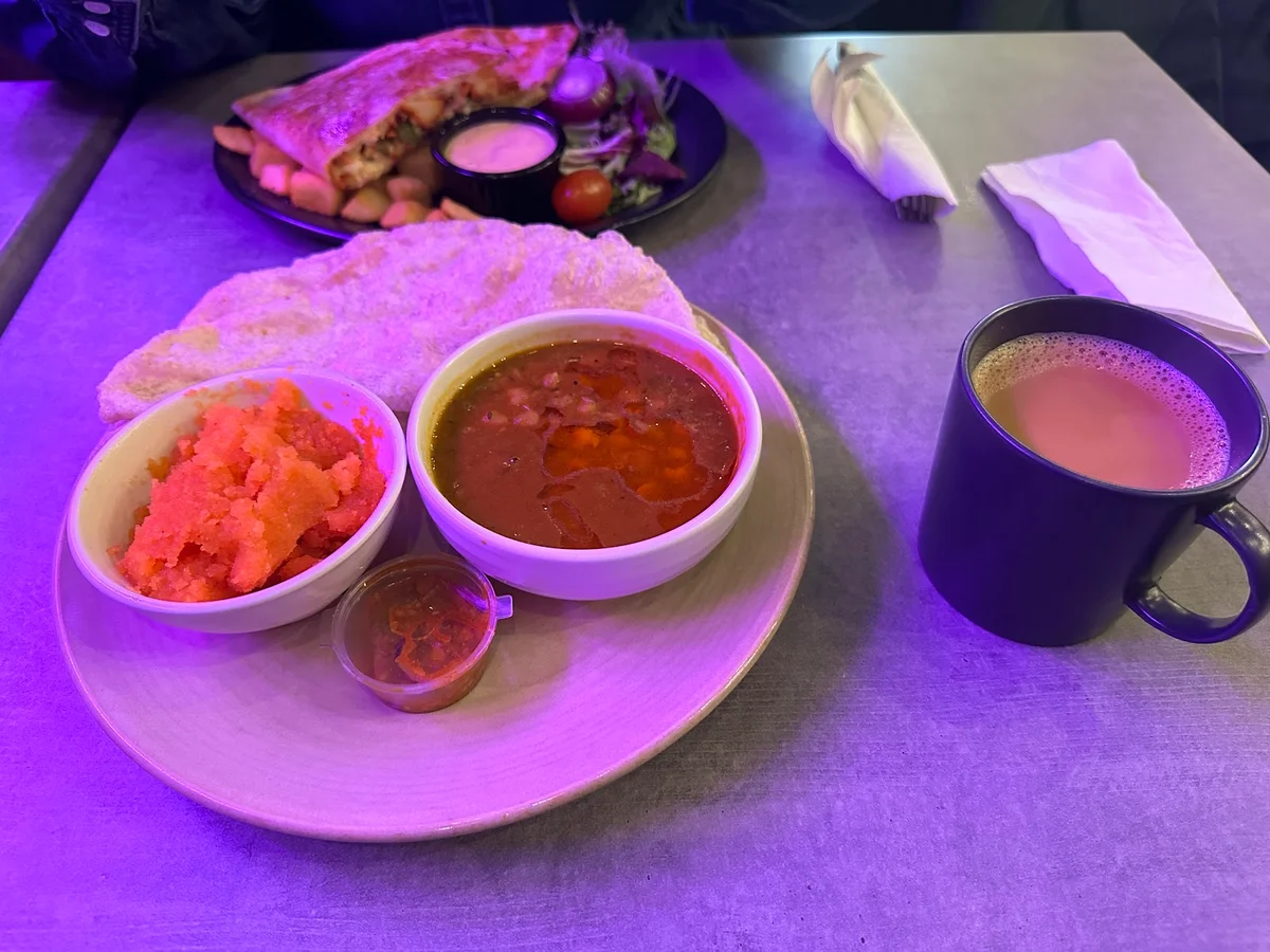 Apna Lahore