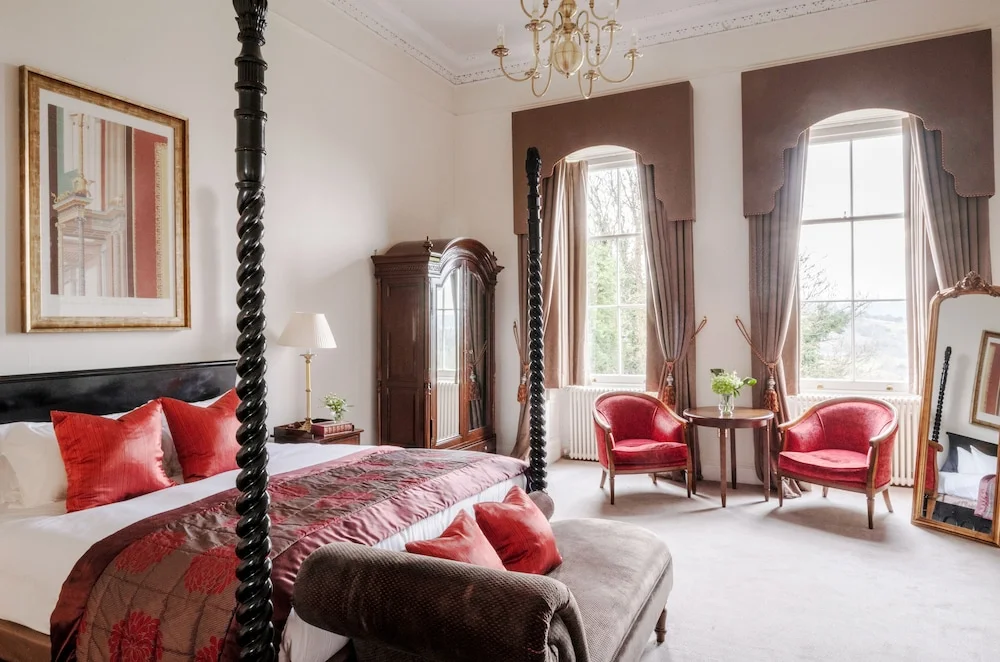 Bailbrook House