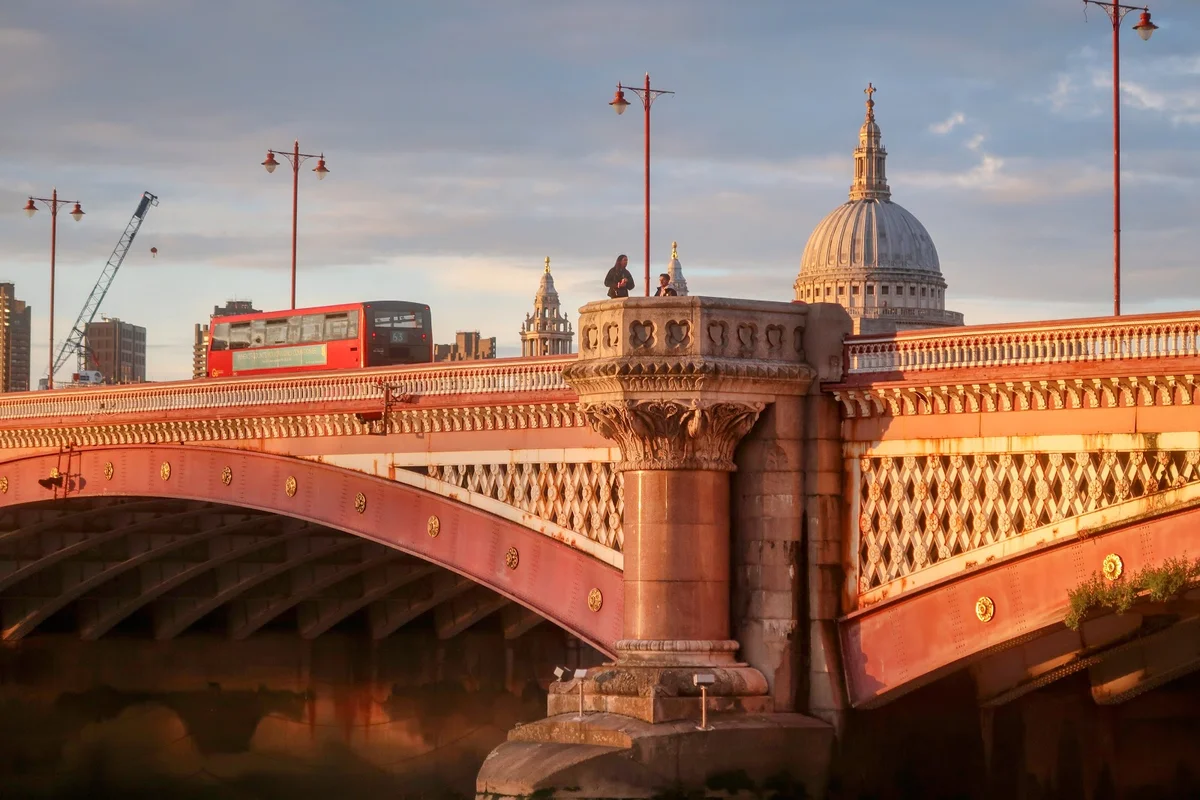 Blackfriars Bridge