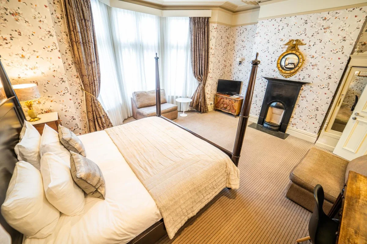 Brooks Guesthouse