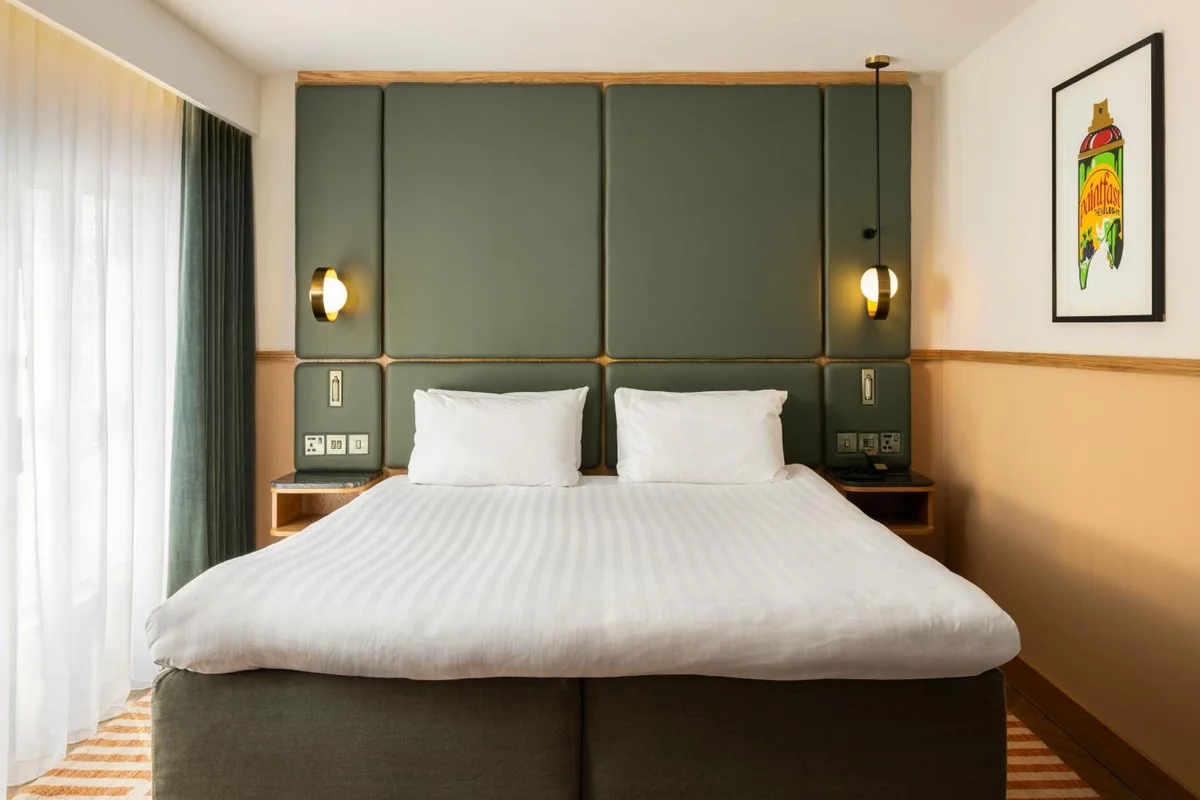 Carlton George Hotel