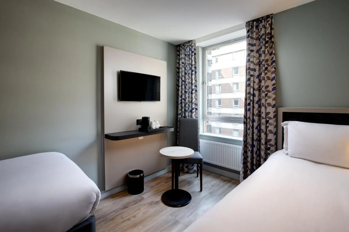 City Sleeper at Royal National Hotel