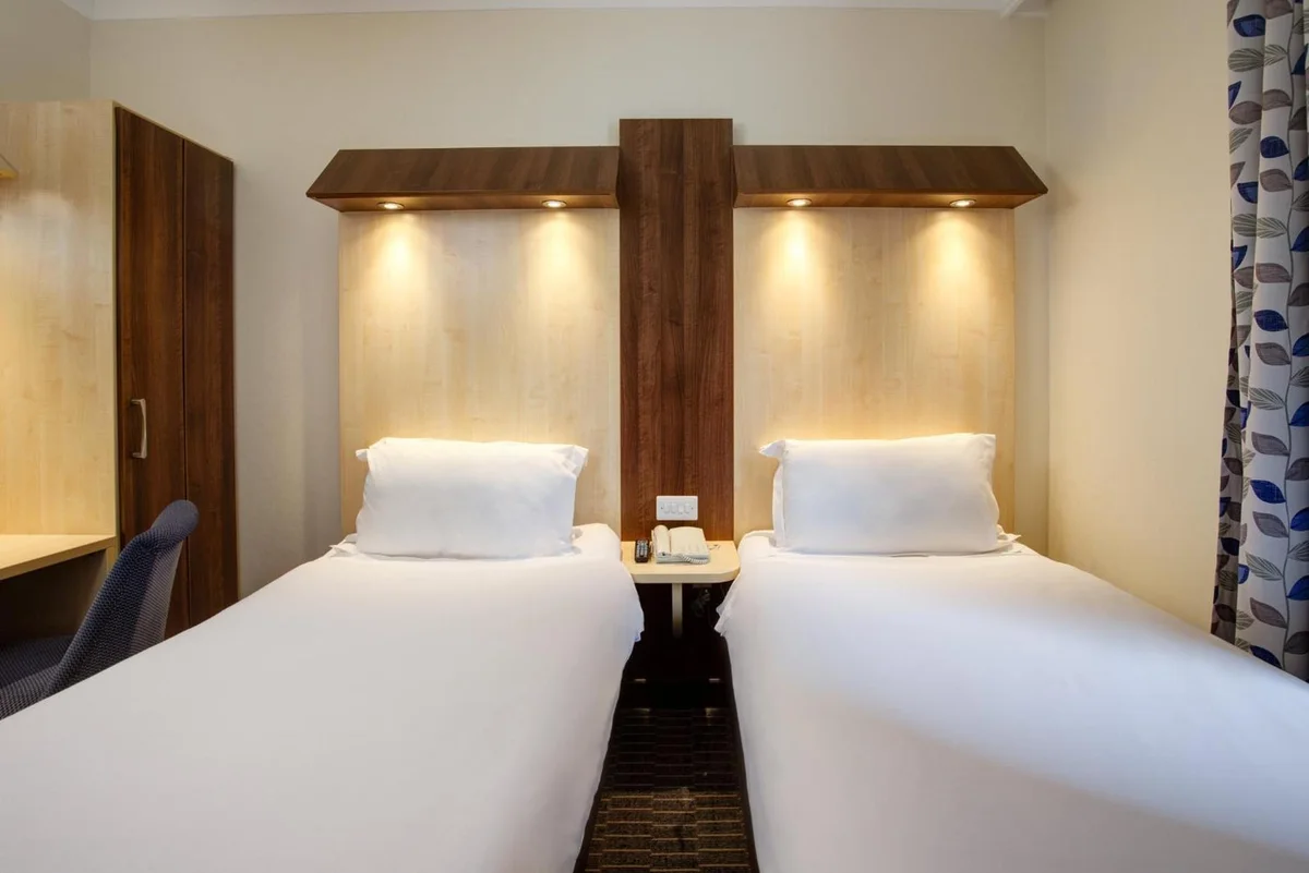 City Sleeper at Royal National Hotel