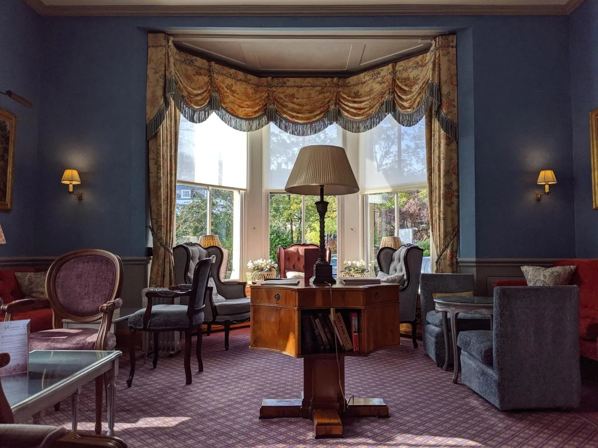 Cotswold Lodge Hotel