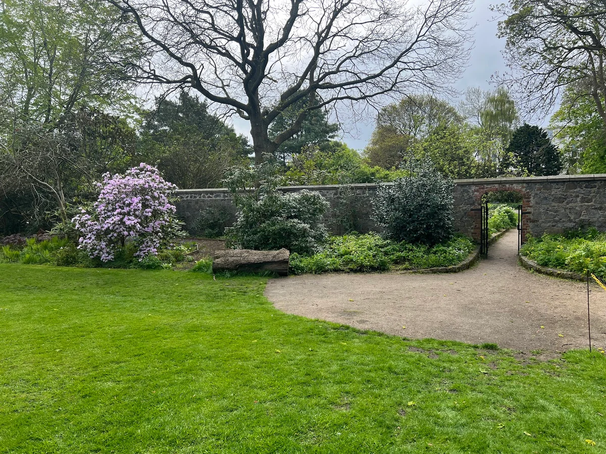 Cruickshank Botanic Garden