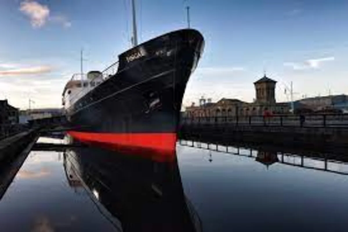 Fingal - A Luxury Floating Hotel