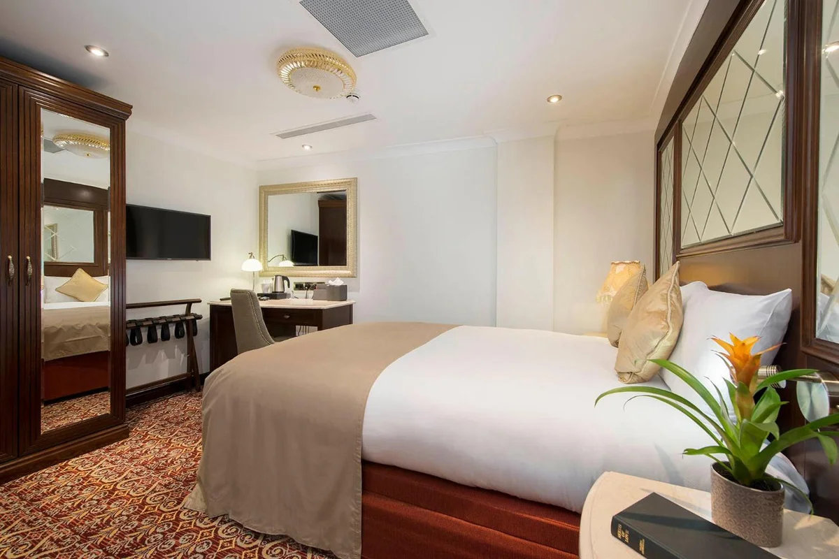 George Street Hotel