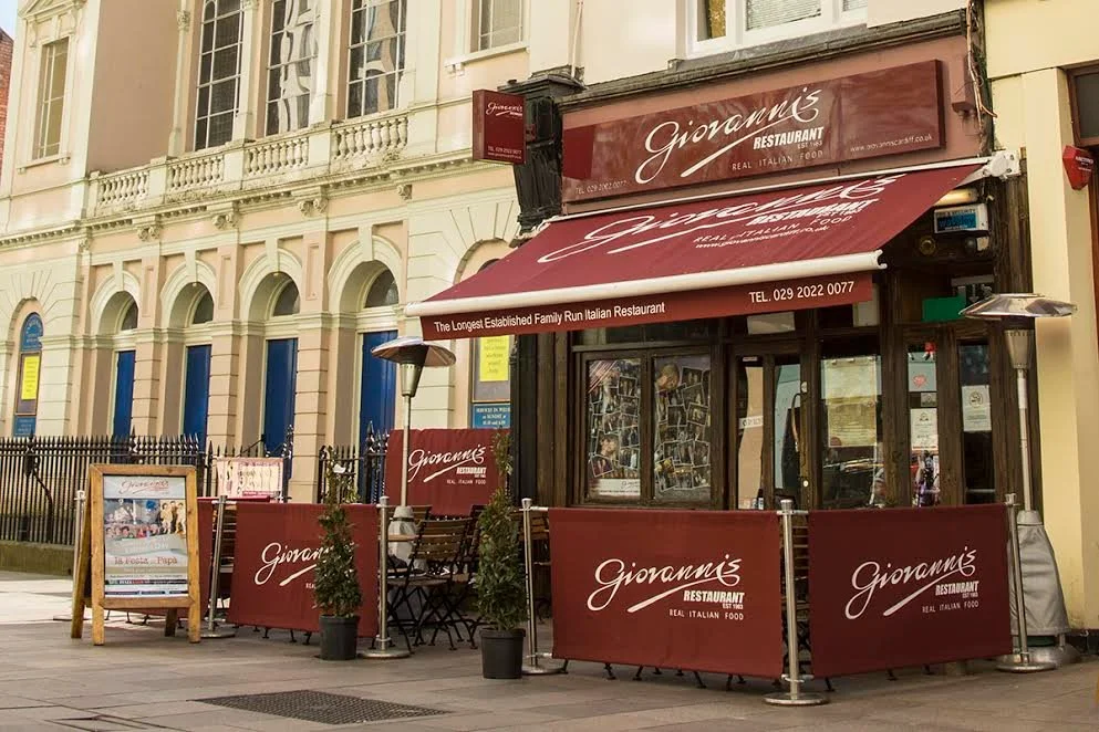 Giovannis On The Hayes