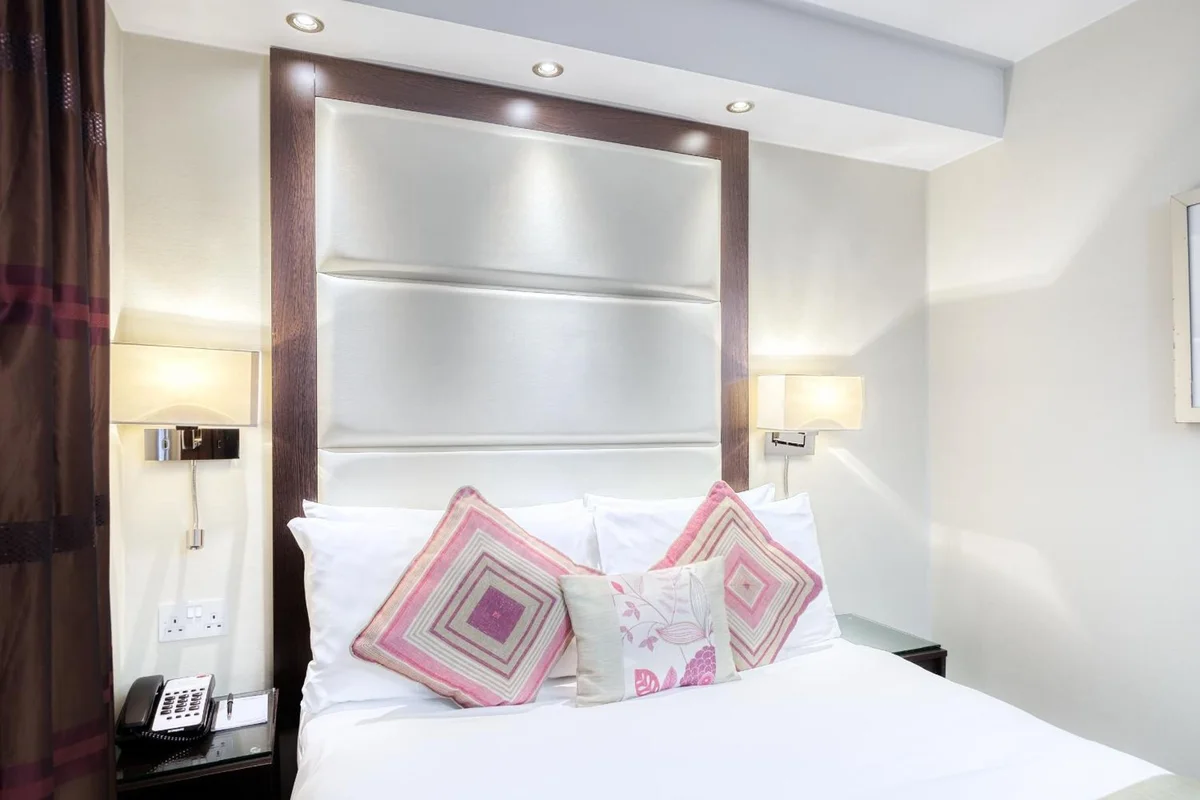 Grand Royale Hyde Park