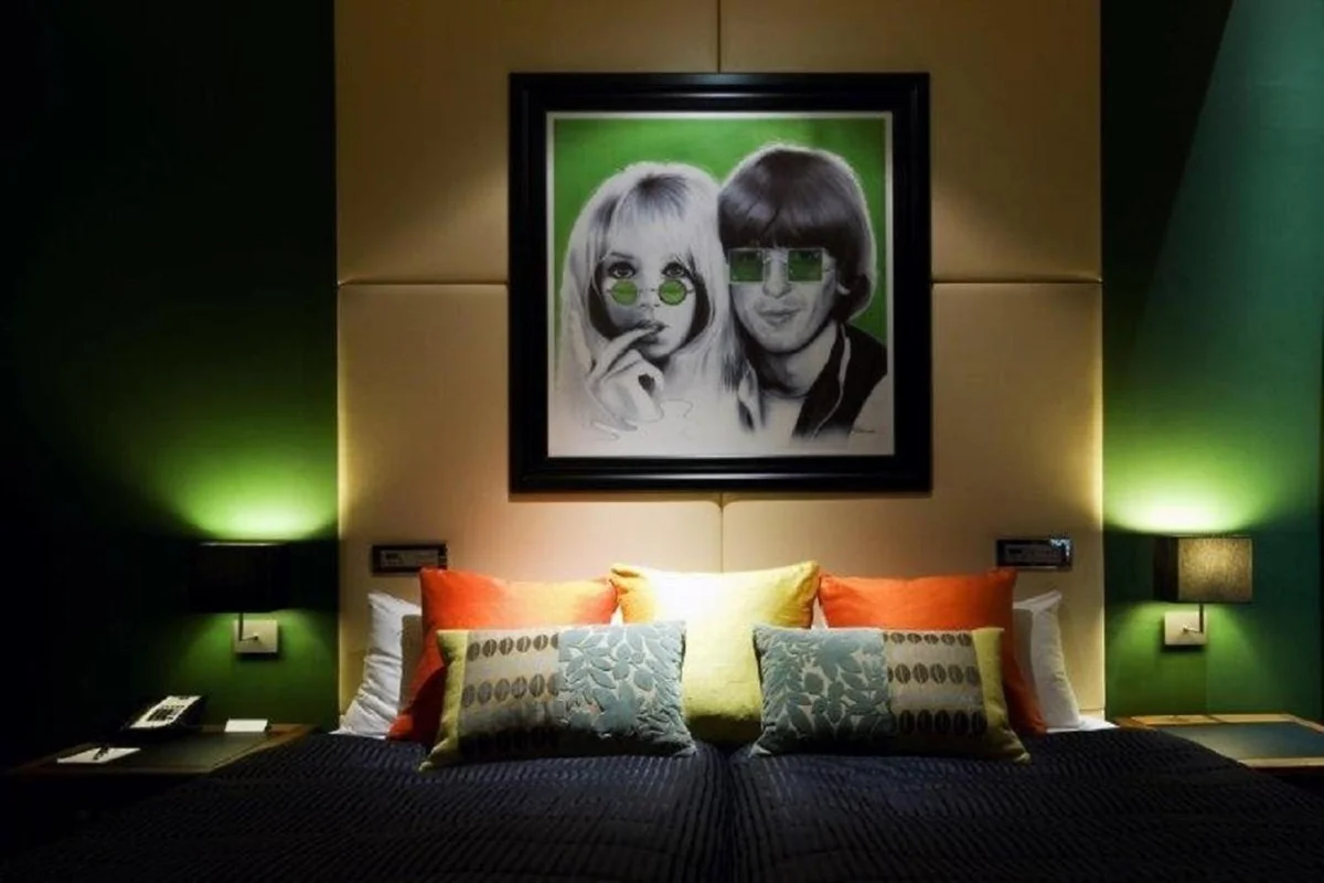 Hard Days Night Hotel