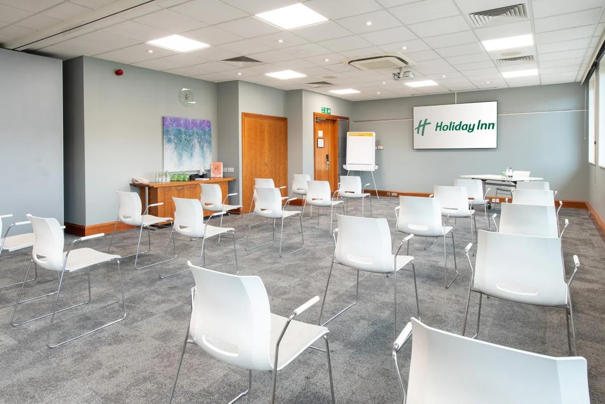 Holiday Inn Edinburgh by IHG