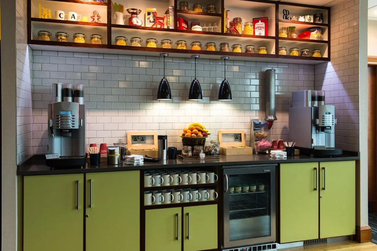 Holiday Inn Edinburgh by IHG