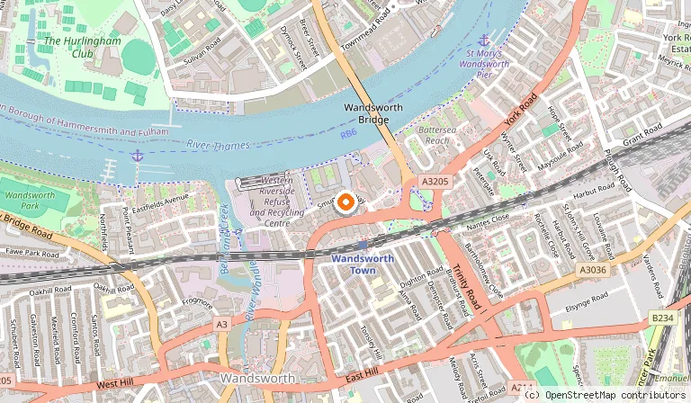 Map showing the location of Holiday Inn Express London - Wandsworth in London