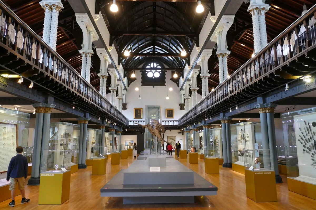 Hunterian Art Gallery
