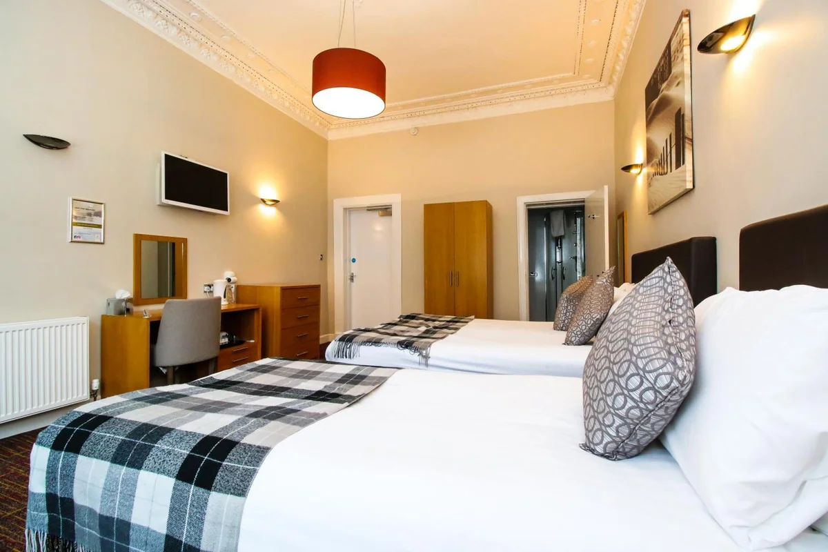 Kelvingrove Hotel - Sauchiehall St