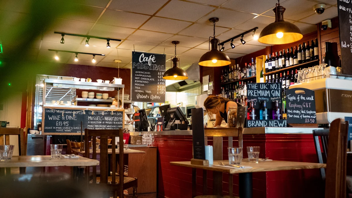 Le Mistral Sherwood - French Restaurant