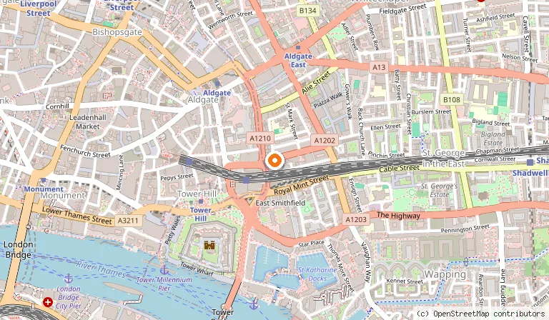 Map showing the location of Leonardo Royal London Tower Bridge in London