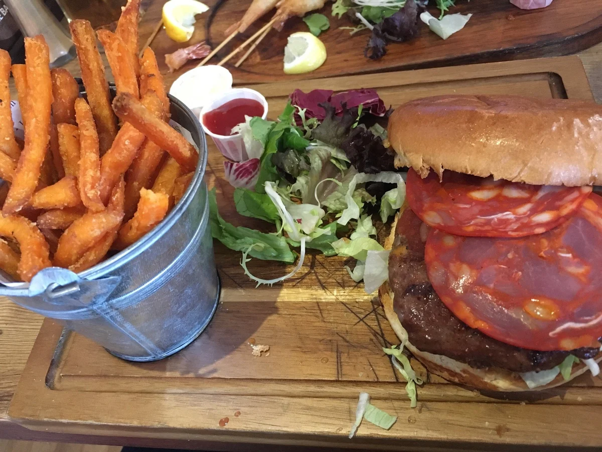 Mackenzies Bar & Kitchen