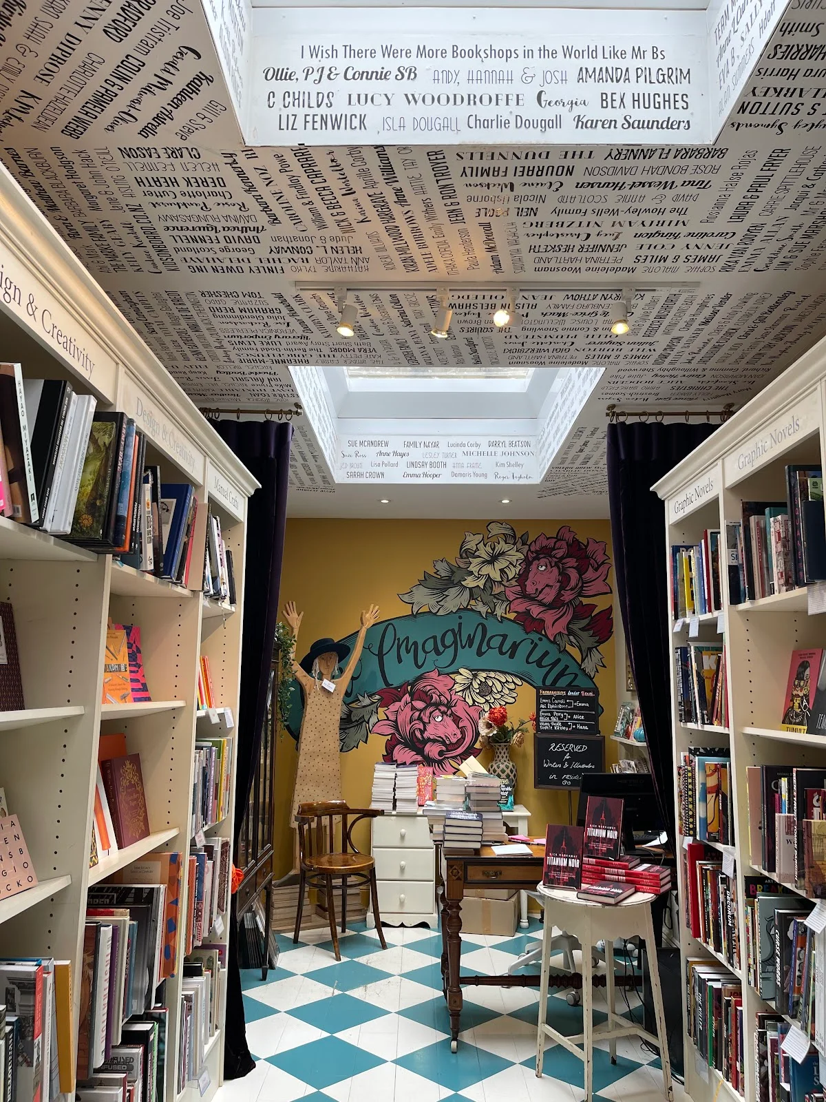 Mr B's Emporium of Reading Delights