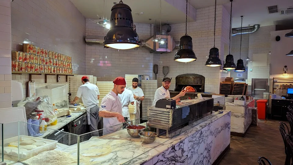 Paesano Pizza West End