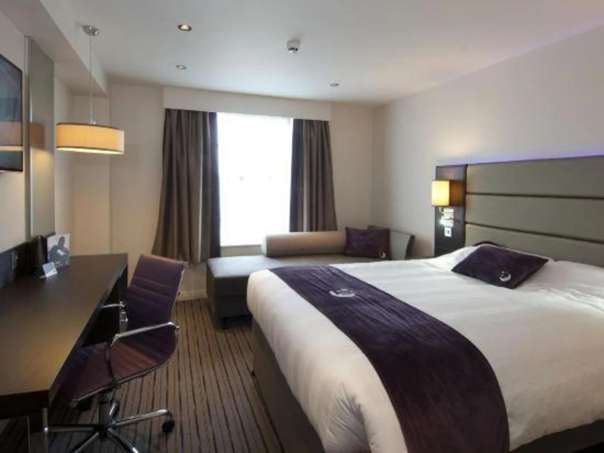 Premier Inn Aberdeen City Centre