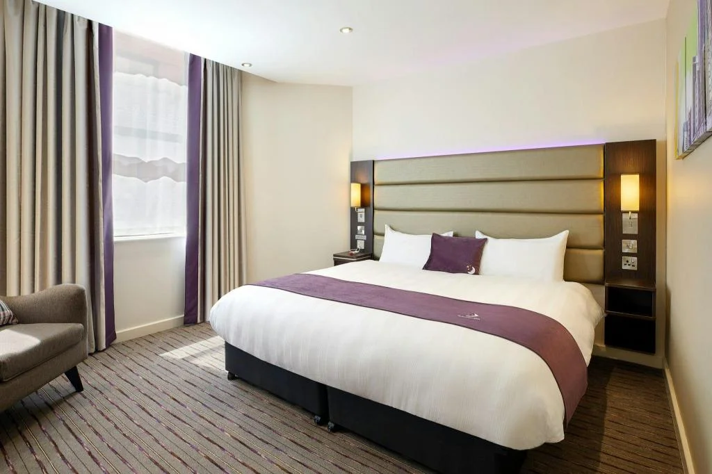 Premier Inn Glasgow City - George Square