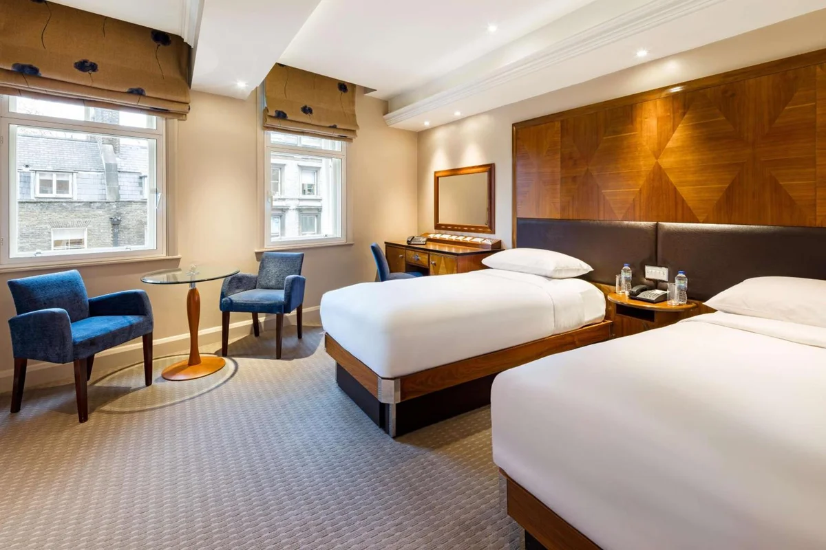 Radisson Blu Hotel London Tottenham Court Road (formerly Kenilworth)