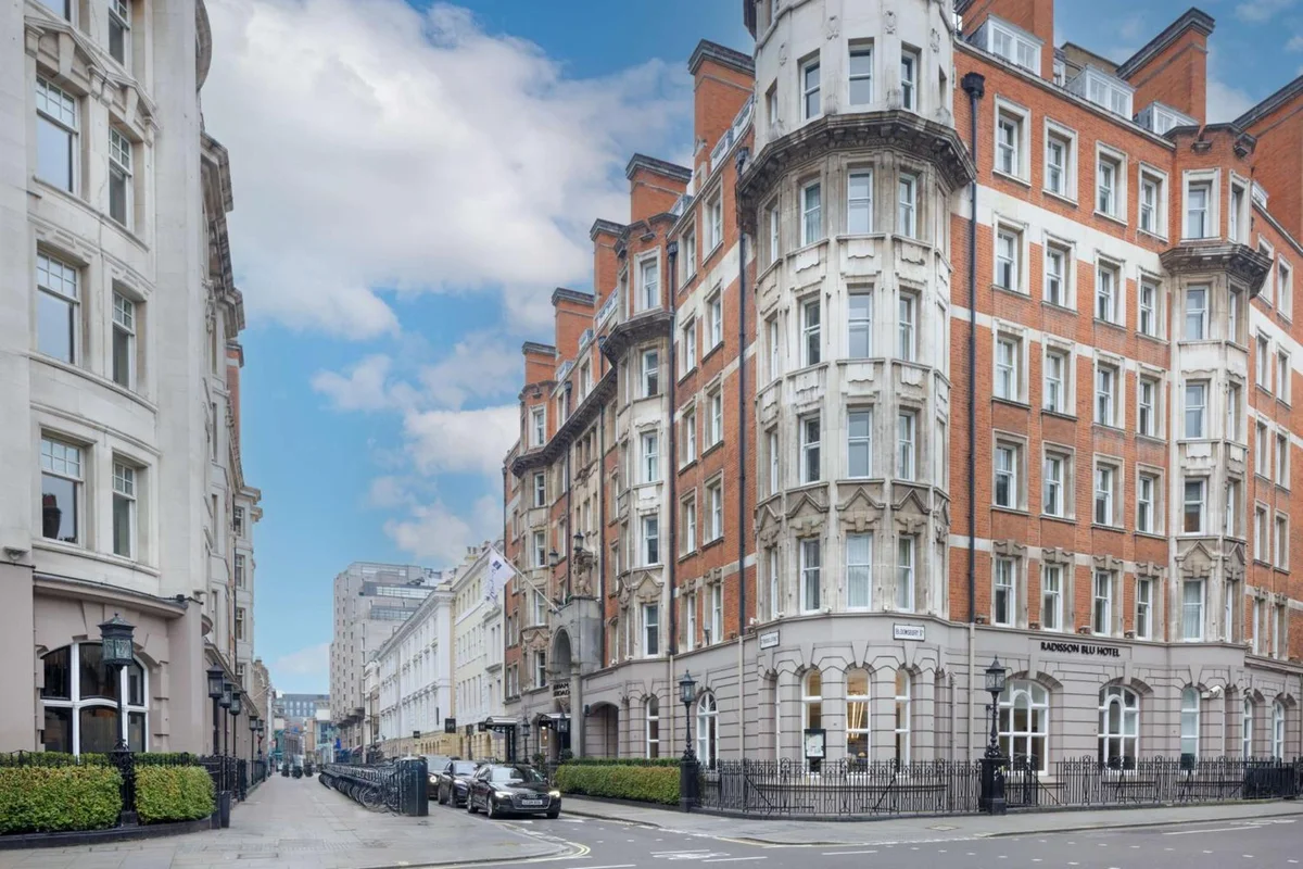 Radisson Blu Hotel London Tottenham Court Road (formerly Kenilworth)