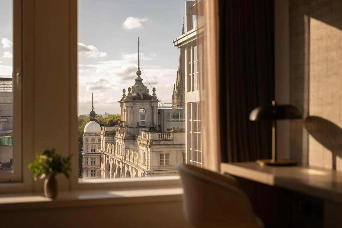 Royal Garden Hotel