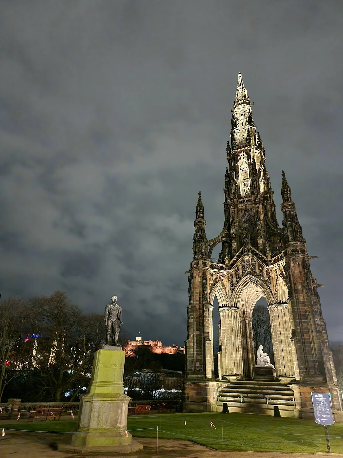 Scott Monument