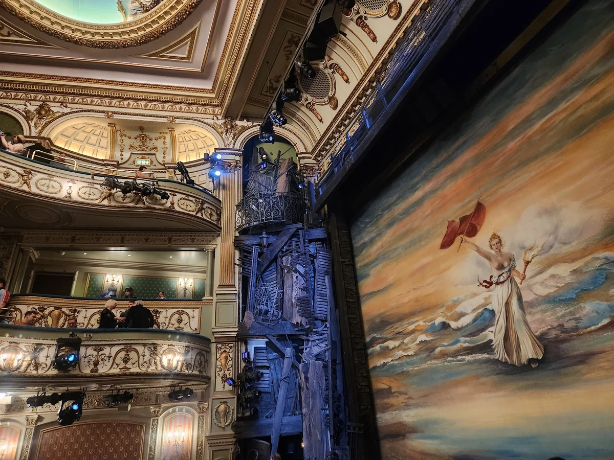 Sondheim Theatre
