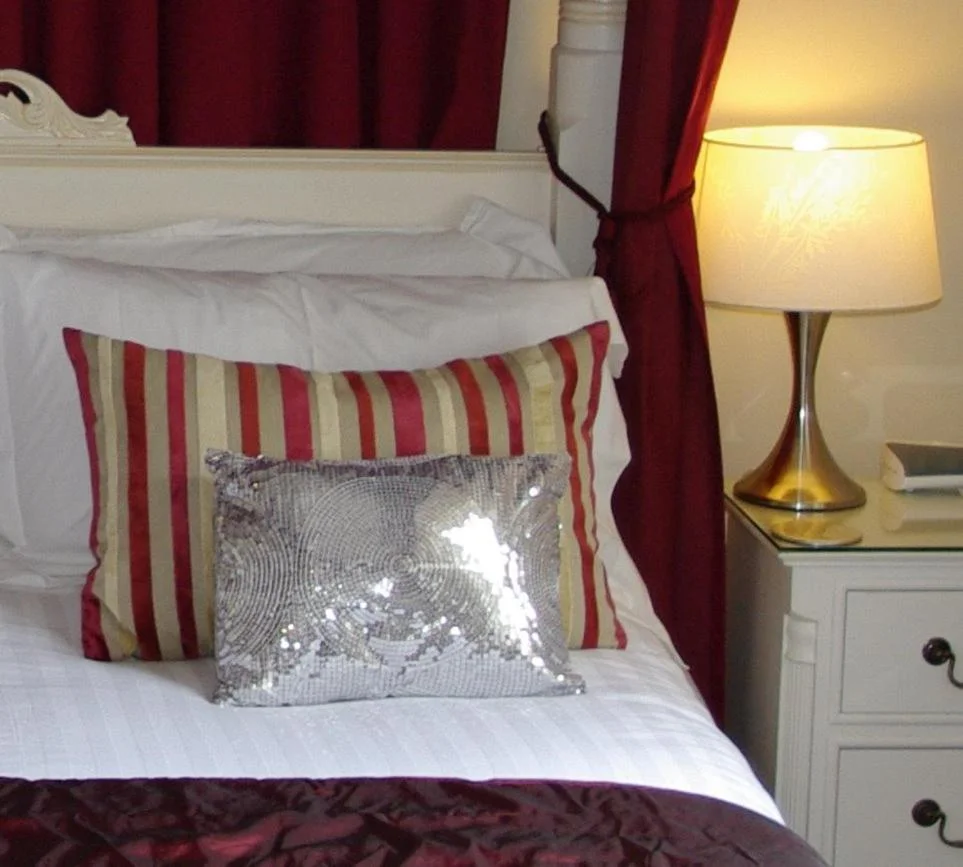 The Bath House Boutique B&B - IN-ROOM Breakfast - FREE parking