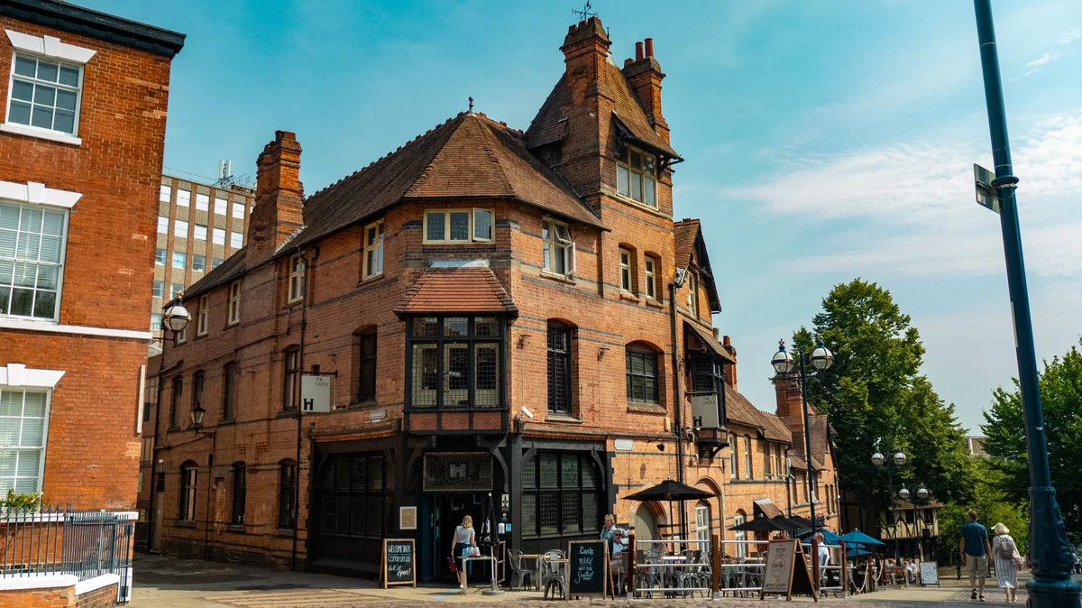 The Castle - Pub and Kitchen