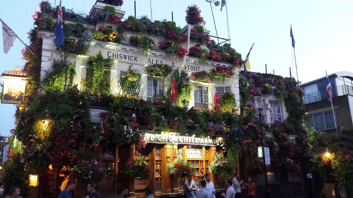 The Churchill Arms, Kensington