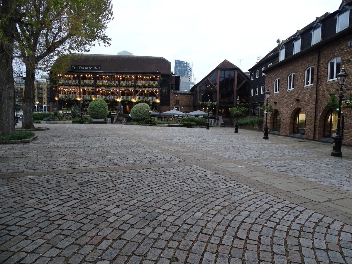 The Dickens Inn