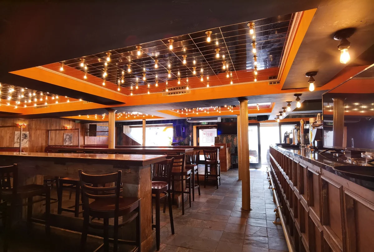 The Howlin' Wolf: Bar, Kitchen, Juke Joint