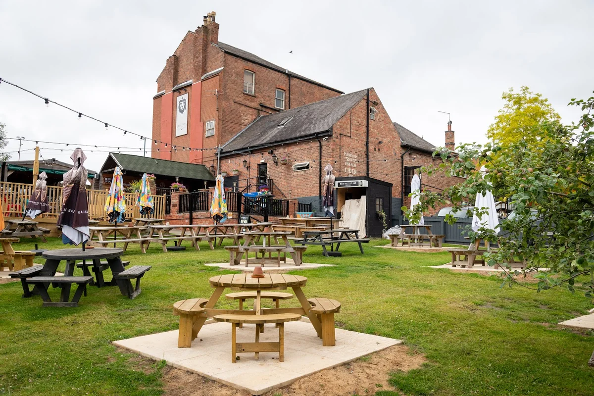 The Lion at Basford