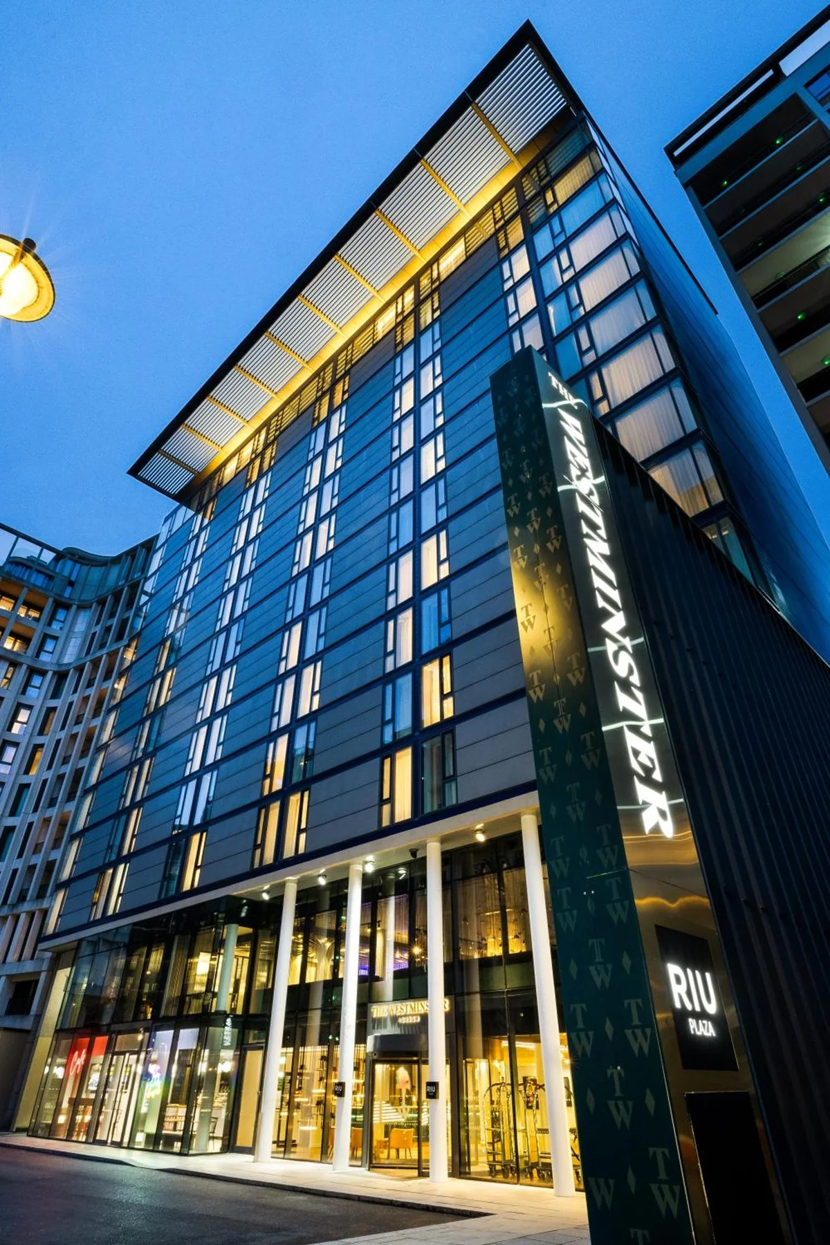 The Westminster London, Curio Collection by Hilton