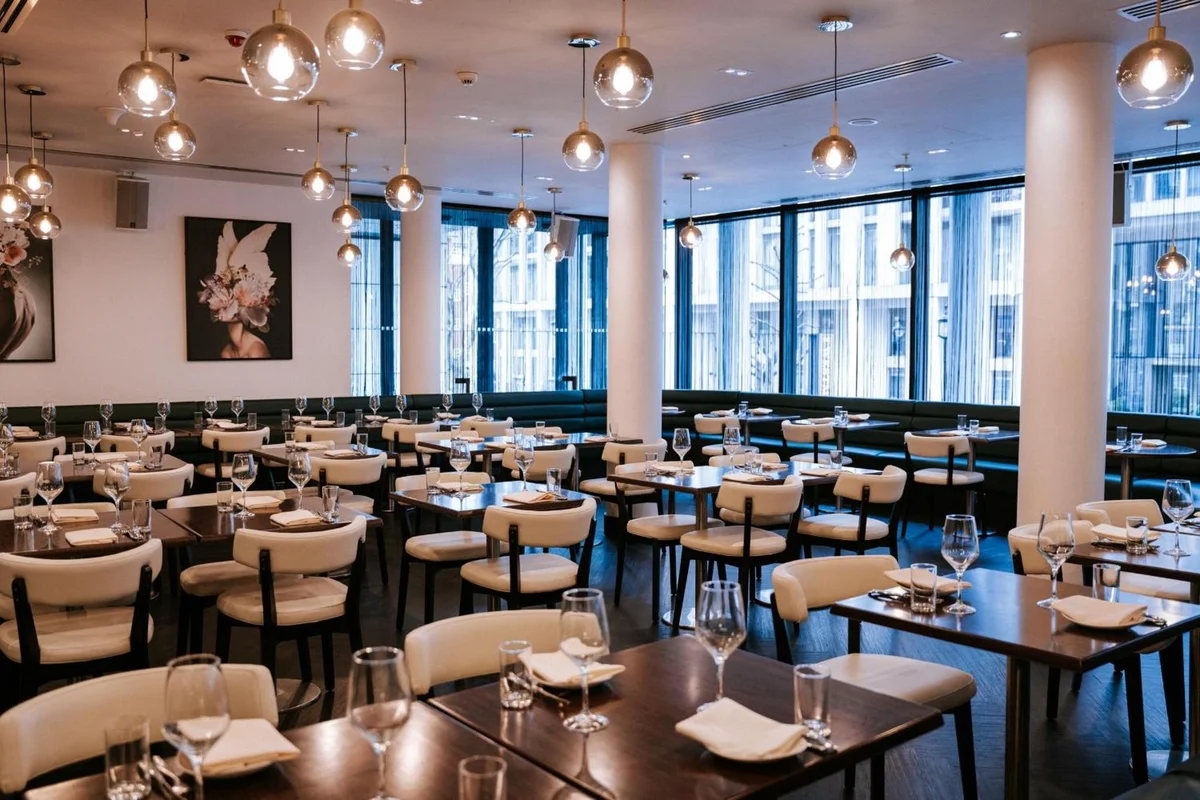 The Westminster London, Curio Collection by Hilton