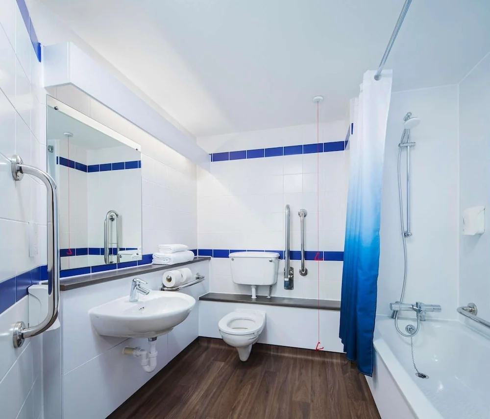 Travelodge Bristol Central