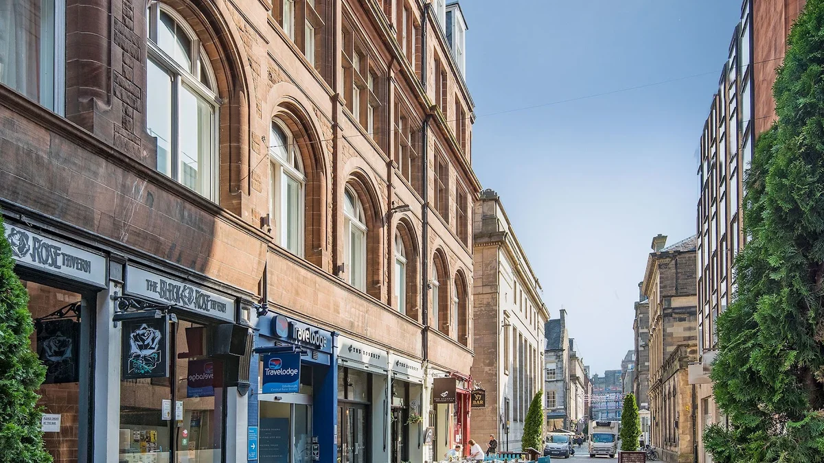 Travelodge Edinburgh Central Rose Street