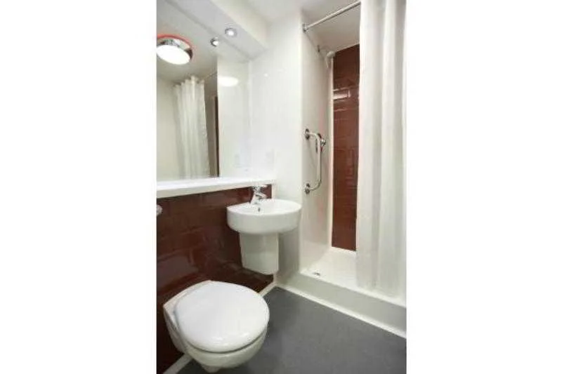 Travelodge Manchester Upper Brook Street
