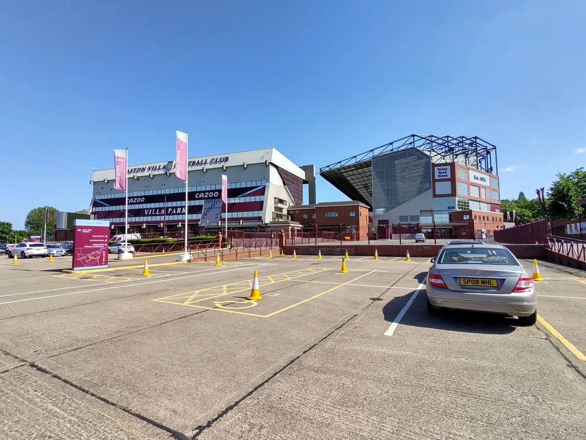 Villa Park