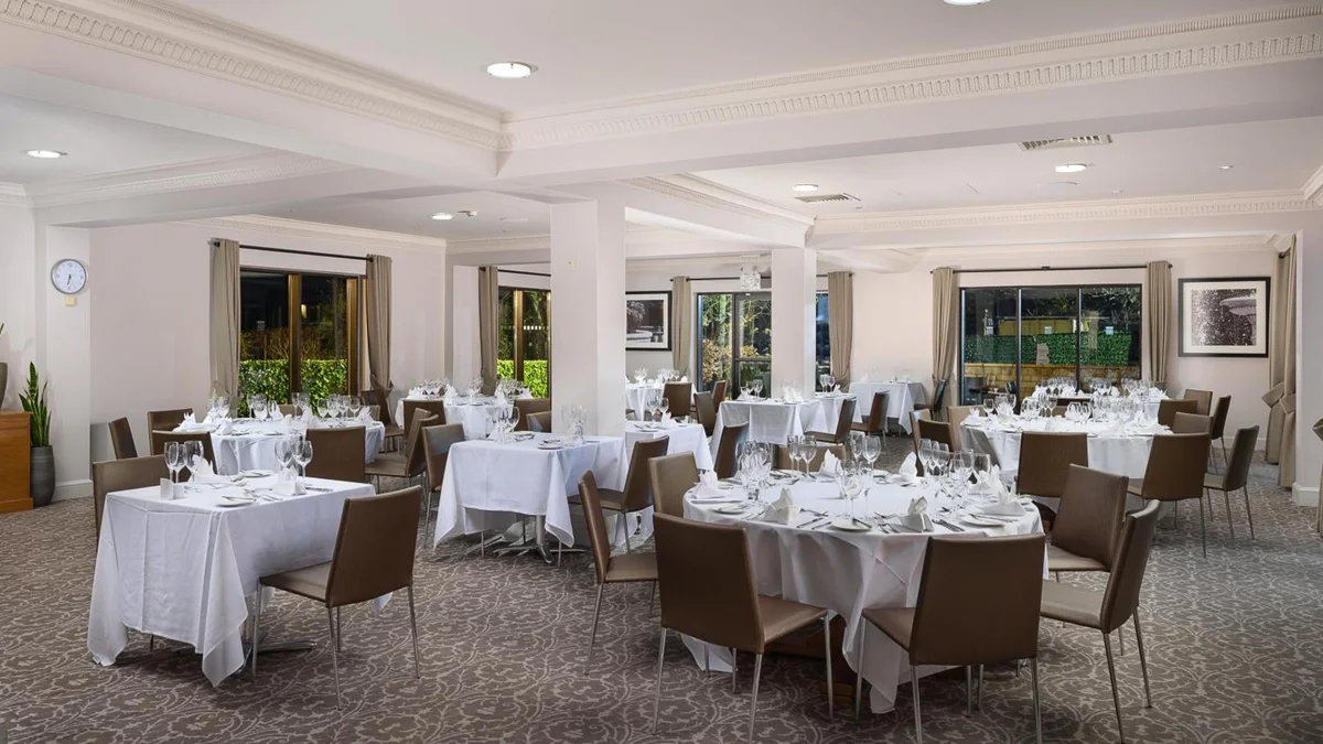 voco Oxford Spires by IHG